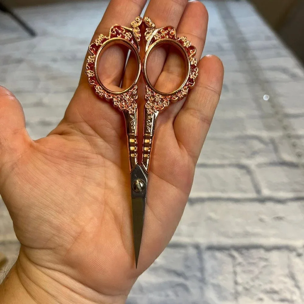 Embroidery scissors - Rose Gold